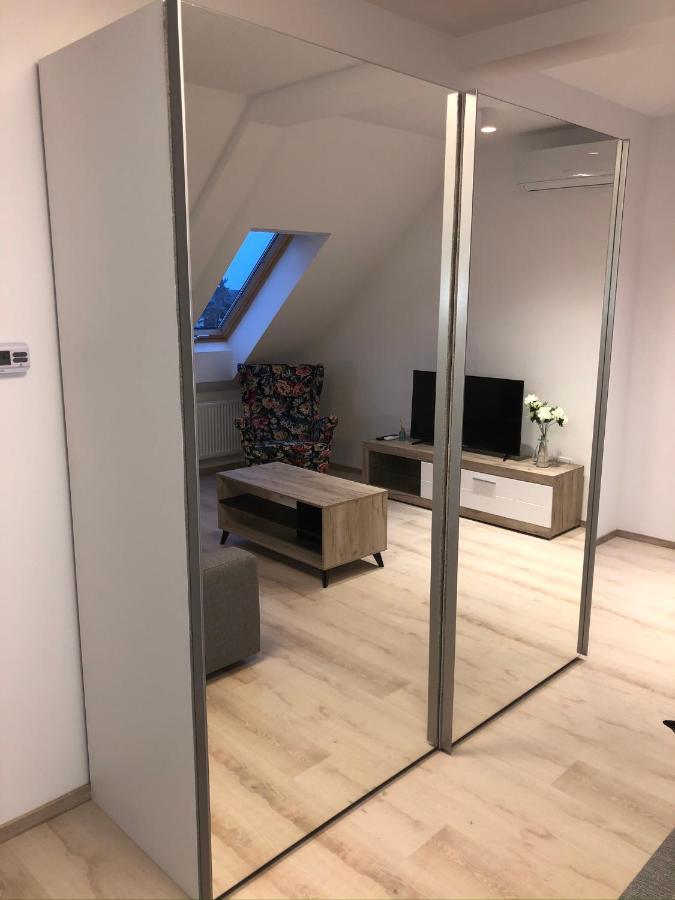 Diamond Apartman Debrecen Exterior foto